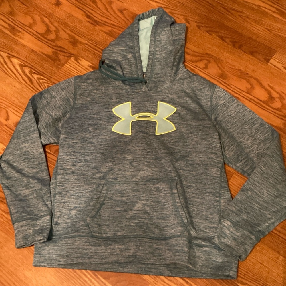 Under Armour Hoodie‎ Size L